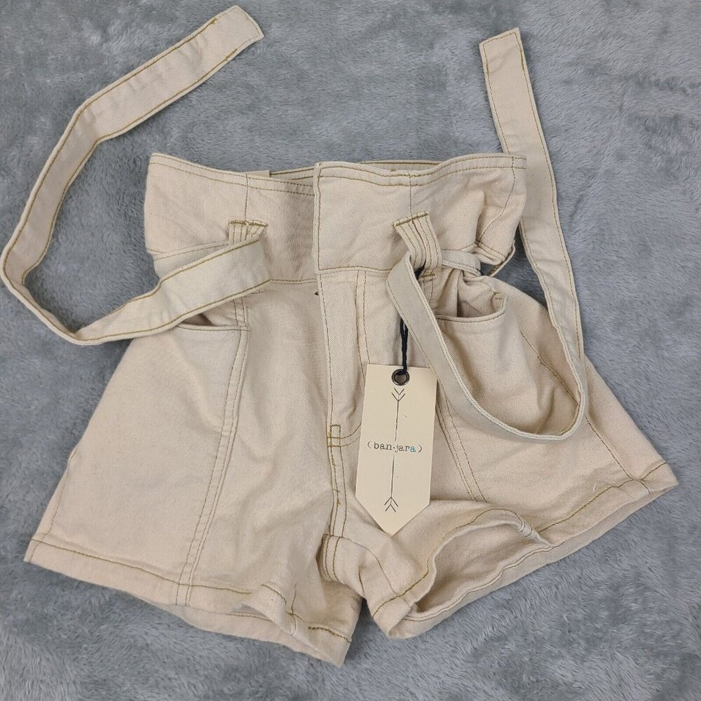 Banjara Beige Super High Rise Shorts Size 0/23 NWT